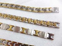 stainless-steel-bracelet-gold-tone-1c