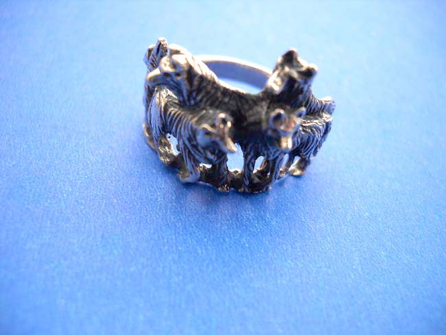 Bronze ring with couple goats in forest design