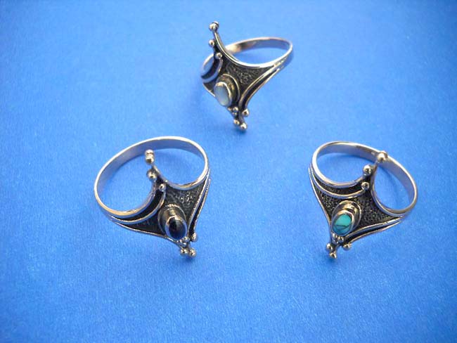 Bronze ring with lady bug design