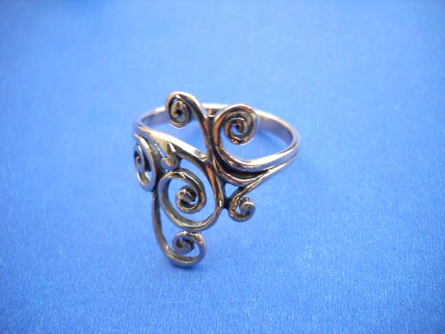 Bronze ring with lady bug design