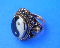 thai-bronze-ring-yingyang