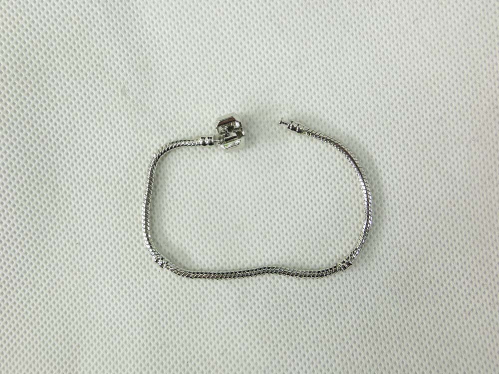 add-a-bead-bracelet-1a