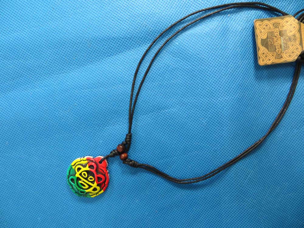 rasta-necklace-78l