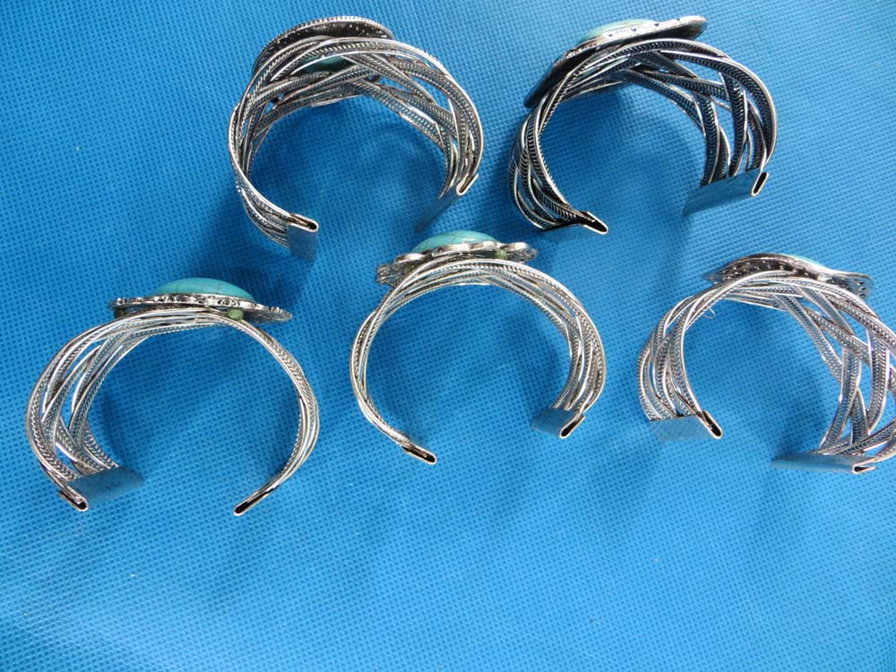 turquoise-bangle-83b