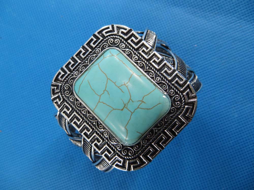 turquoise-bangle-83c