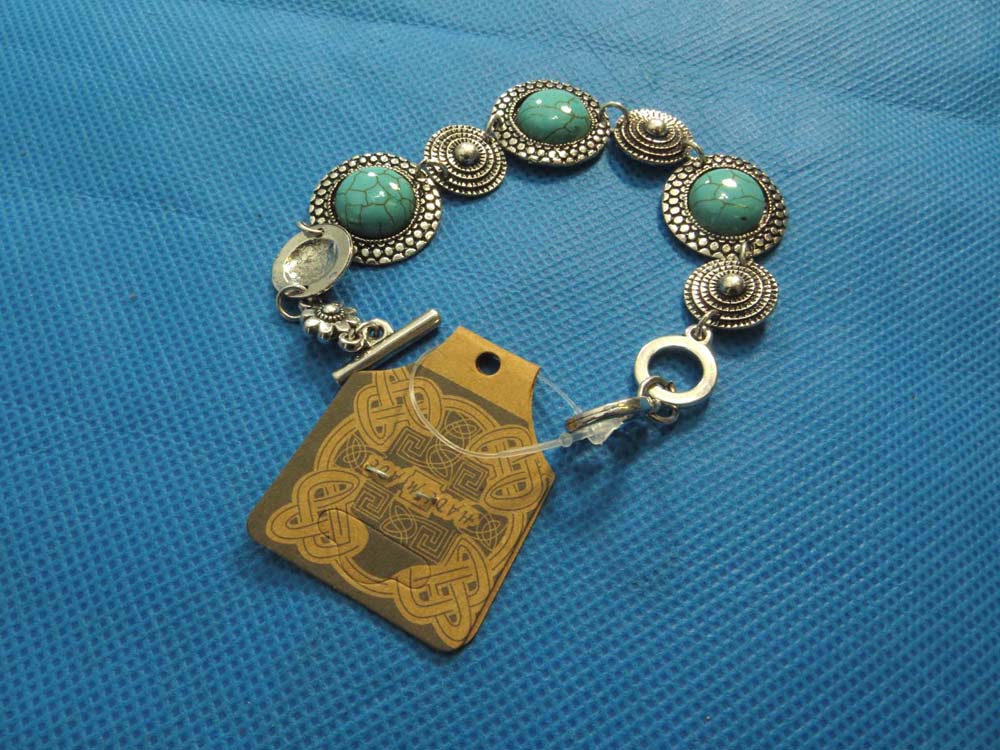 turquoise-bracelet-82e