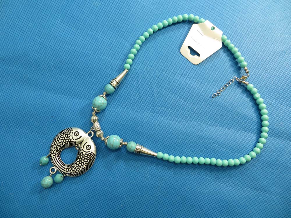 turquoise-necklace-75j