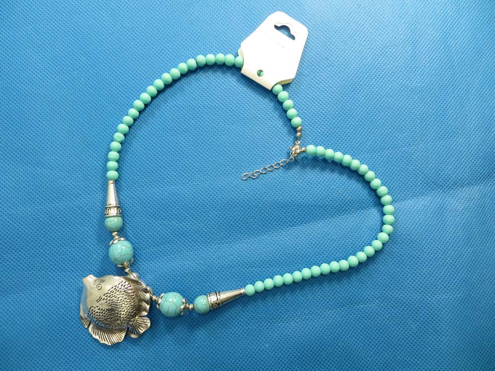 turquoise-necklace-75m