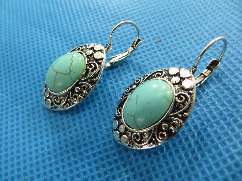 turquoiseearring-95c