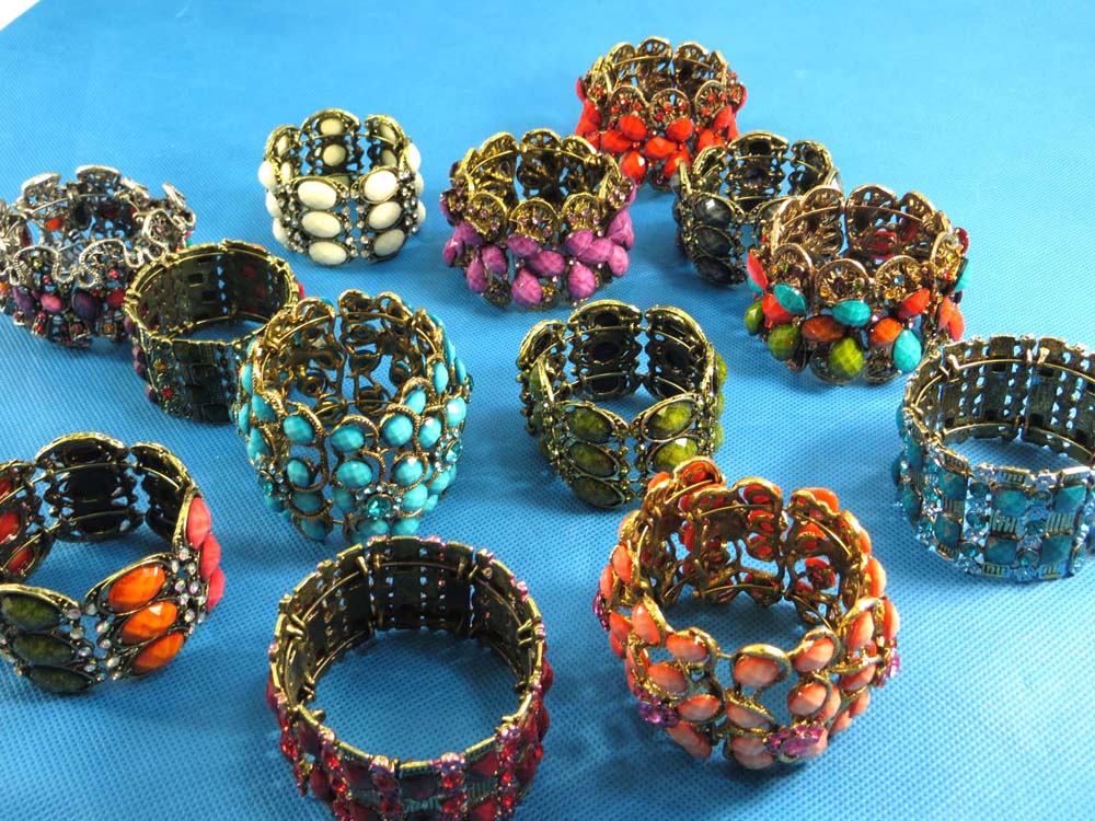 vintage-bangle-75k