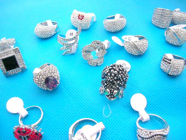 chunky-cz-fashion-rings-3d