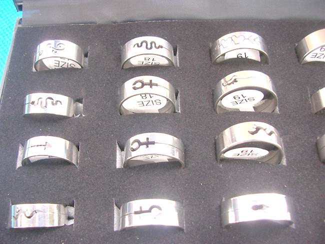 stainless-steel-ring-09m1