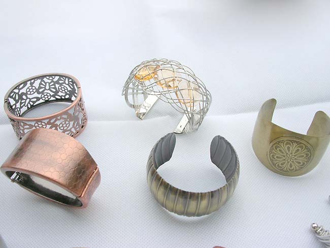 wide-bangle-cuffs-mix-1f