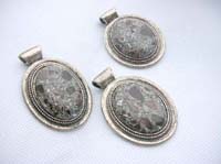 genuine-gemstone-pendant-1brown