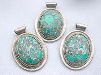 genuine-gemstone-pendant-2green