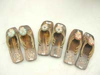wooden-sandal-24a-bead-flower