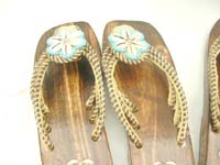wooden-sandal-24b-bead-flower