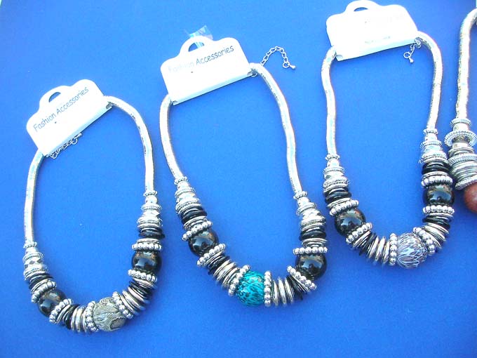 chunky-costume-jewelry-necklace1a