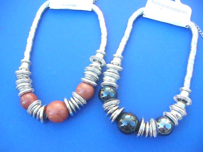 chunky-costume-jewelry-necklace1b