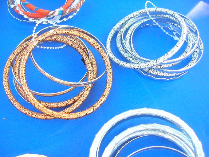 fabric-wrapped-bangle-bracelets-1h