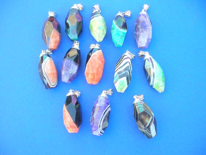 gemstone-pendant-8a