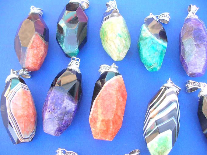 gemstone-pendant-8b