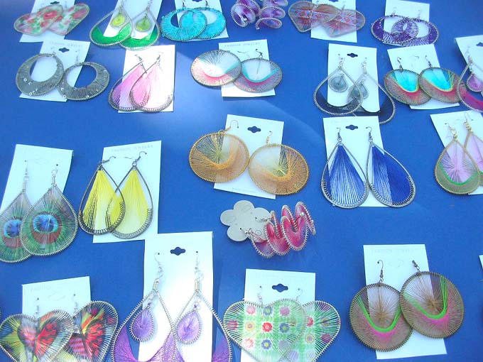 hand-crafted-thread-earrings-8a