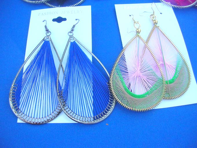 hand-crafted-thread-earrings-8f