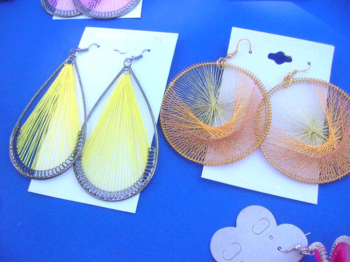 hand-crafted-thread-earrings-8g