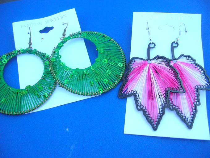 hand-crafted-thread-earrings-8u