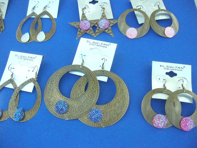 hook-earrings-9-antique-colorb