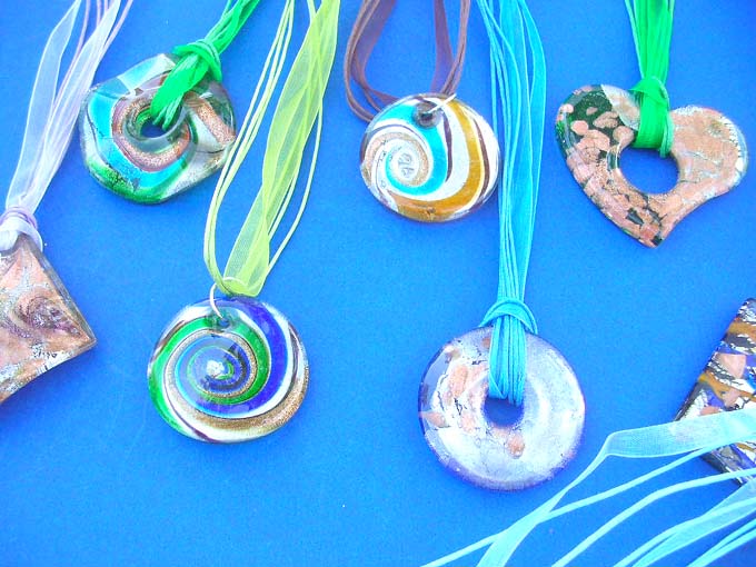 lampwork-murano-glass-necklace-1cpendant-with-ribbon-cord