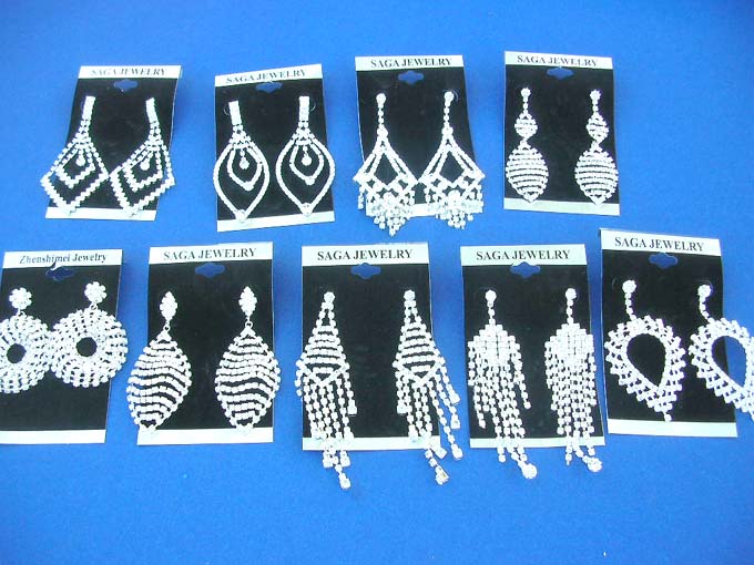 rhinestone-dangle-studs-earrings-1a