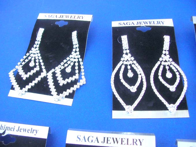 rhinestone-dangle-studs-earrings-1e