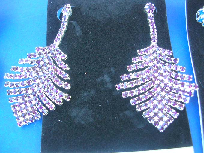 rhinestone-dangle-studs-earrings-1k