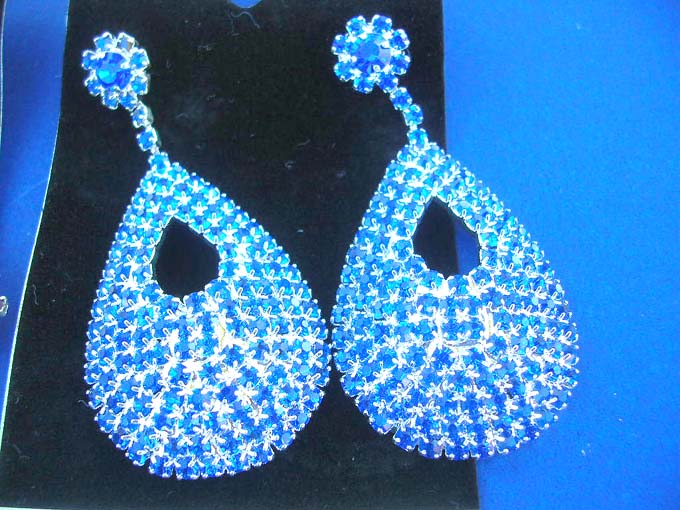 rhinestone-dangle-studs-earrings-1l
