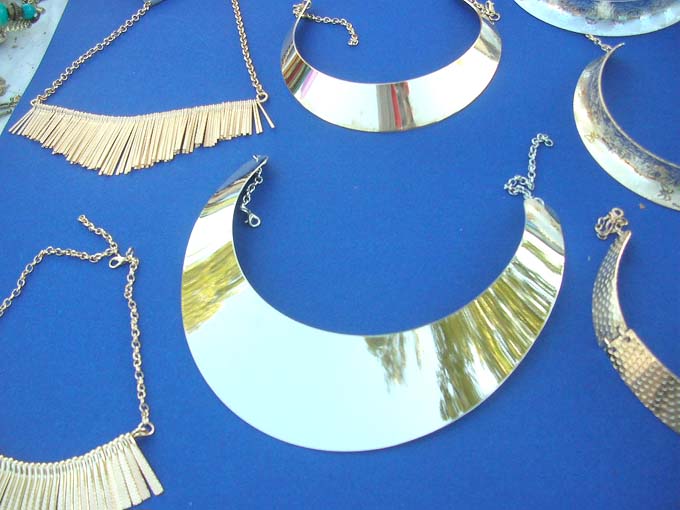 roman-design-neck-cuff-chokers-1e