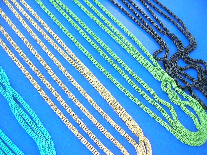 soft-metal-long-necklaces-1c