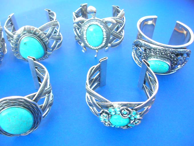 turquoise-bangle-cuff-1c