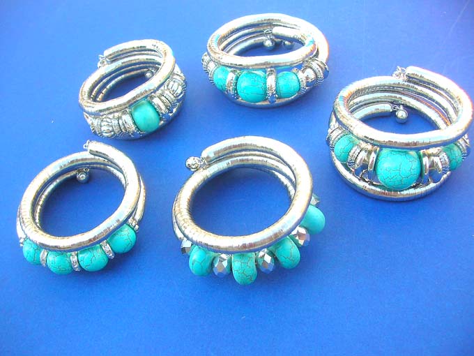 turquoise-silvertone-coil-bracelet-snake-wrap-1