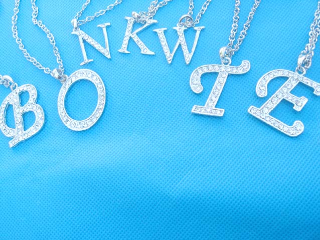 alphabet-necklace-ass