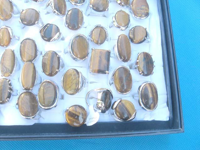 fashion-gemstone-ring-508
