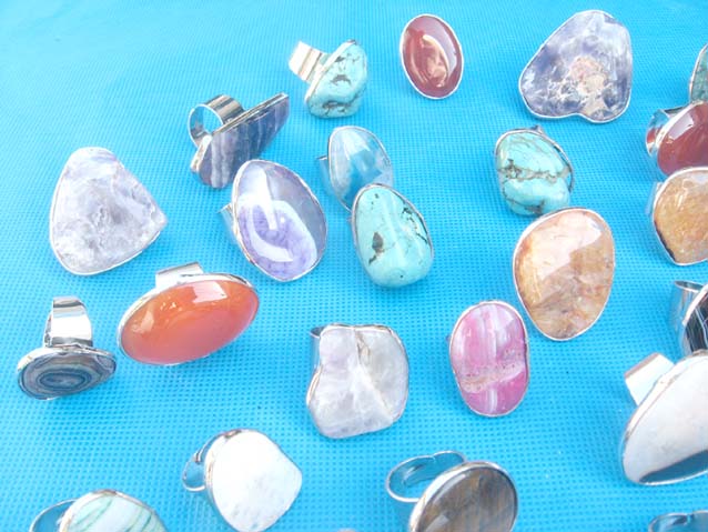 whole-gemstone-ring-512m