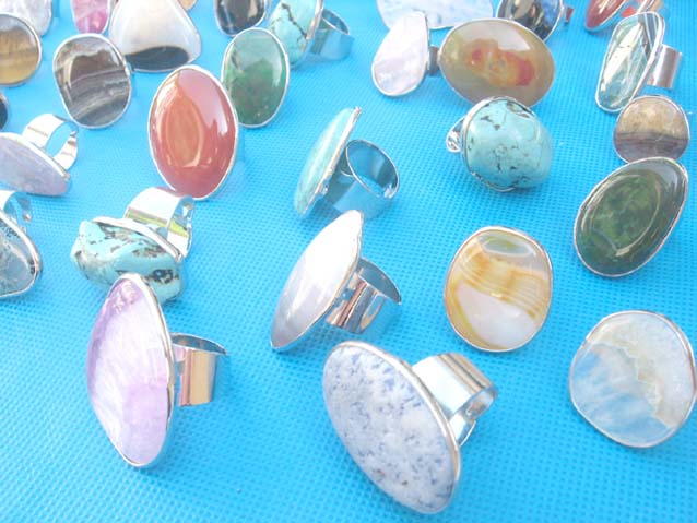 whole-gemstone-ring-512m2