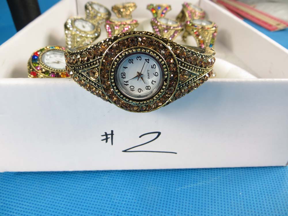 watch-vintage-2g