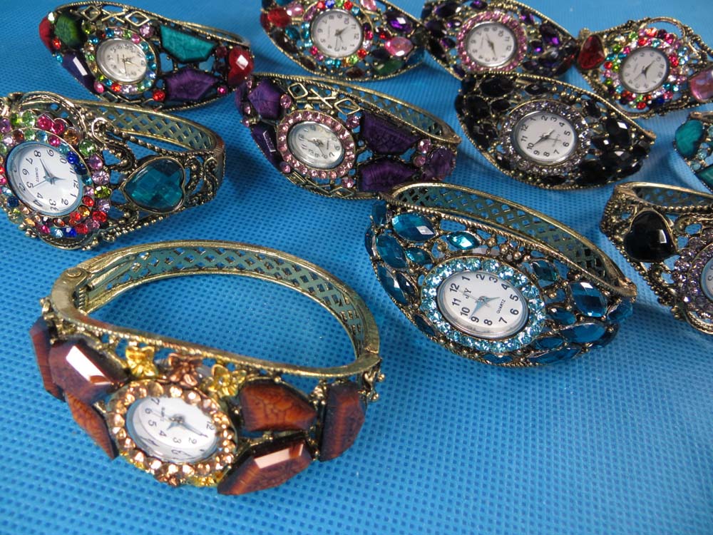 watch-vintage-3a