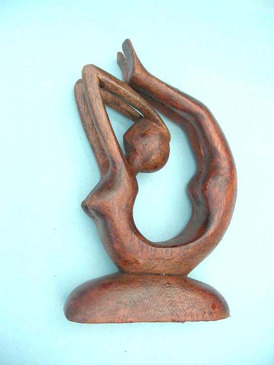 small-abstract-carving-108