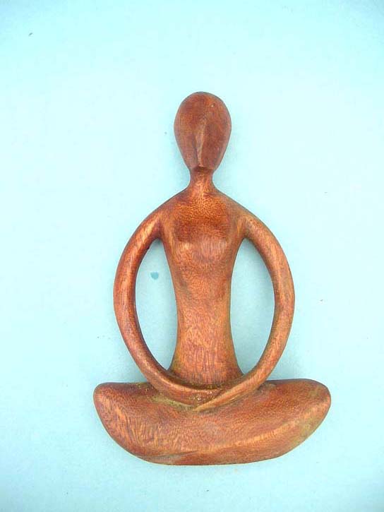 small-abstract-carving-109