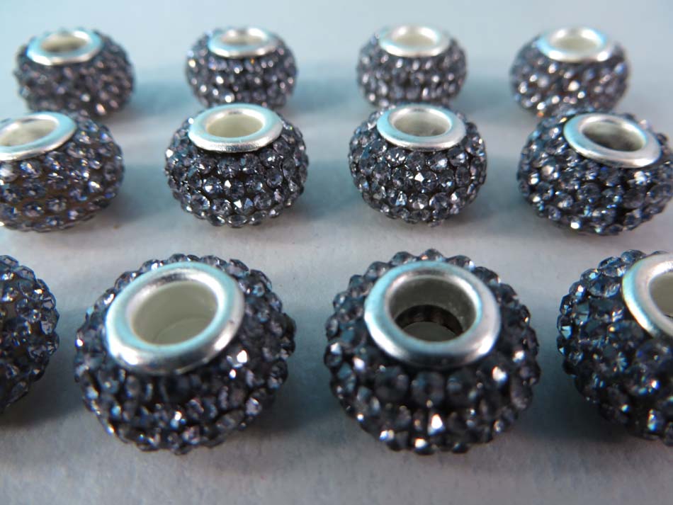 charmbead02b