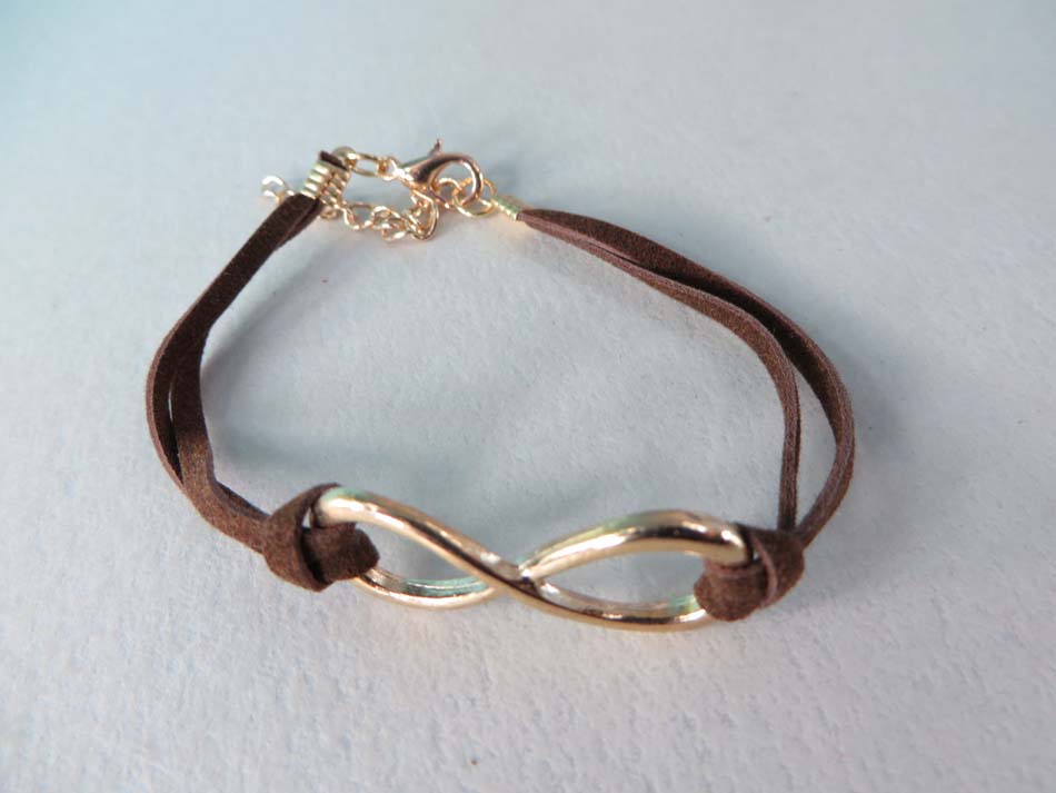 charmbracelet8c